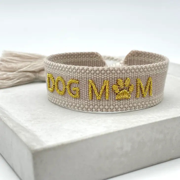 DOG MOM uttalande armband vävt, broderat image 0